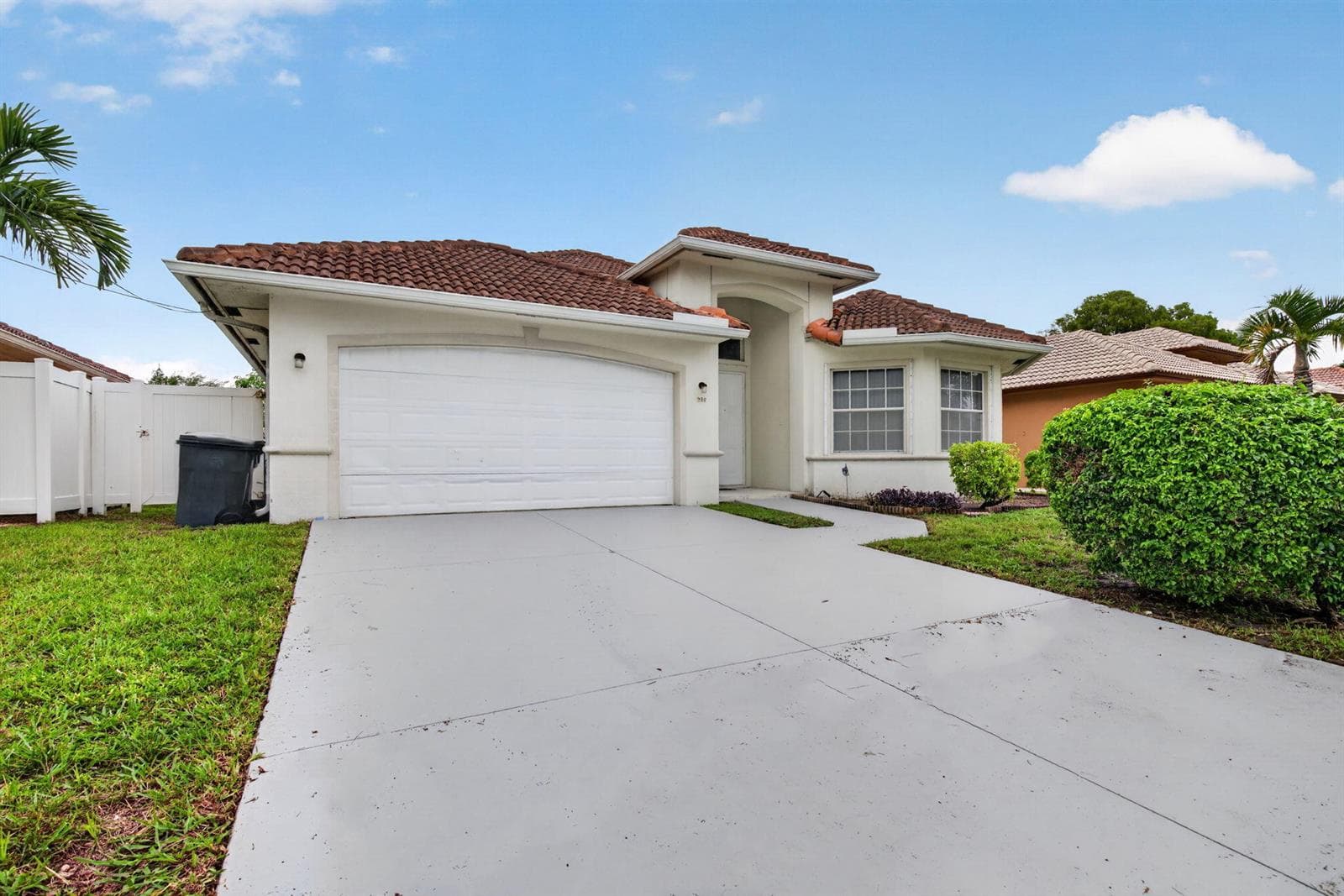 900 SE 2ND Avenue, Dania Beach FL 33004