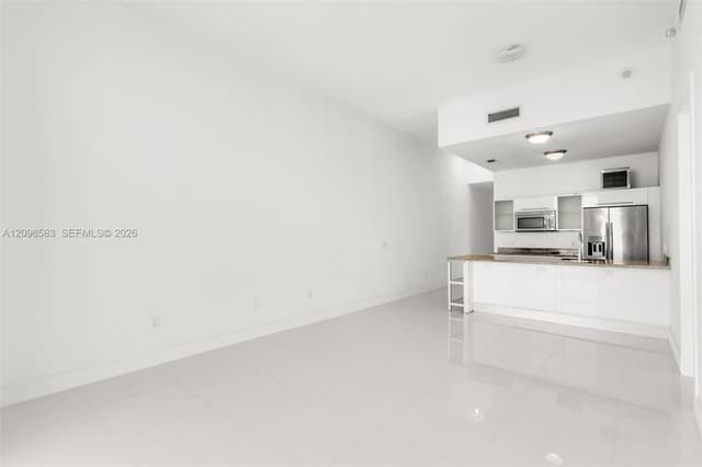 185 SW 7th St # 4401, Miami FL 33130 - Miami, FL - Photo 3