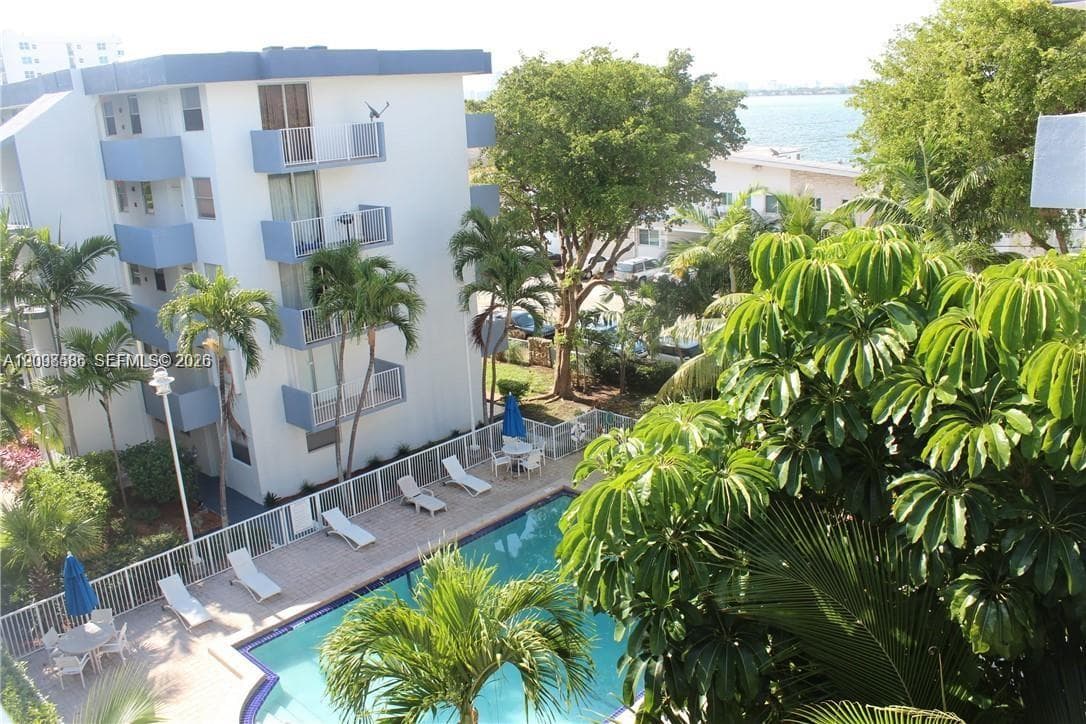 1801 S Treasure Dr # 509, North Bay Village FL 33141
