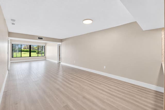 3507 VILLAGE Boulevard # 105, West Palm Beach FL 33409 - West Palm Beach, FL - Photo 7