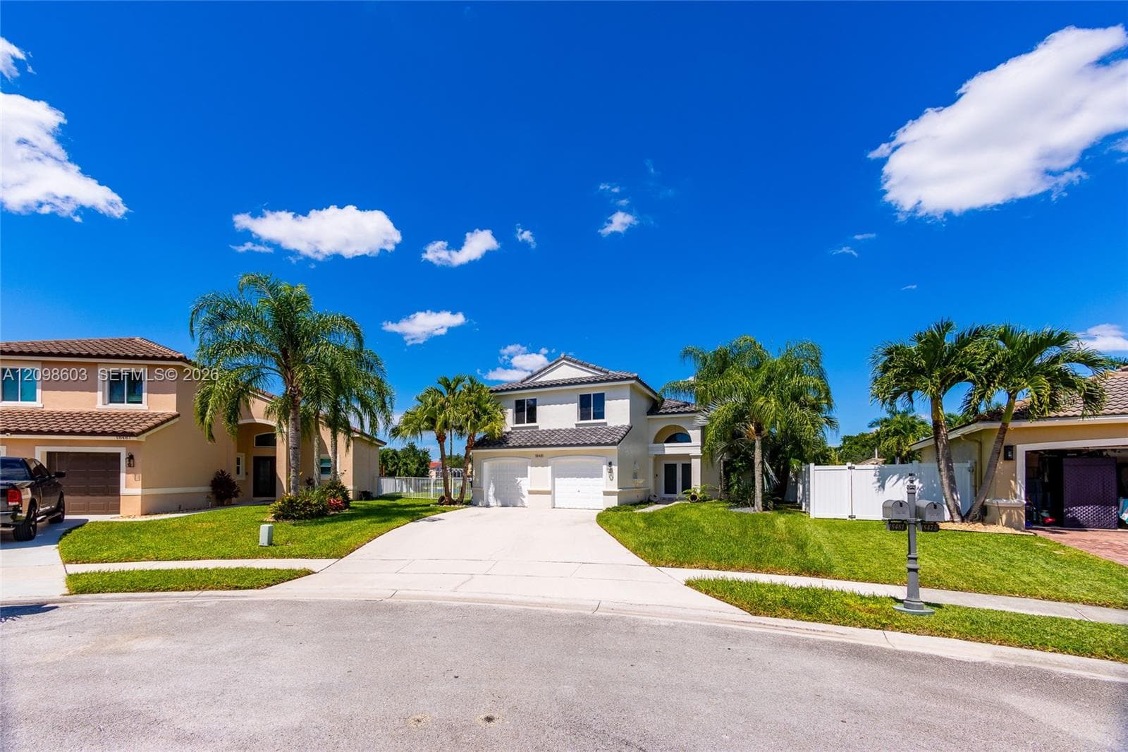 18481 NW 24th St, Pembroke Pines FL 33029