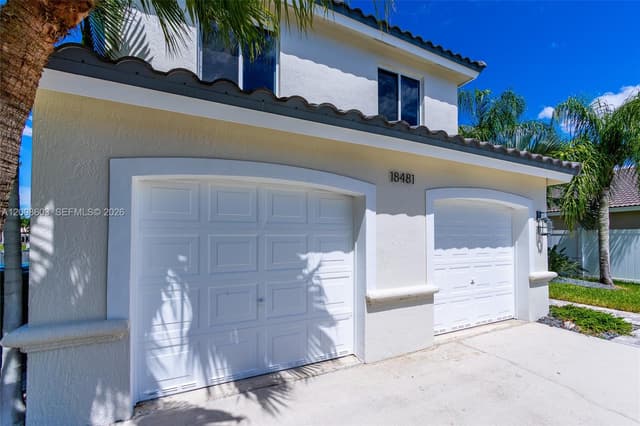 18481 NW 24th St, Pembroke Pines FL 33029 - Pembroke Pines, FL - Photo 4