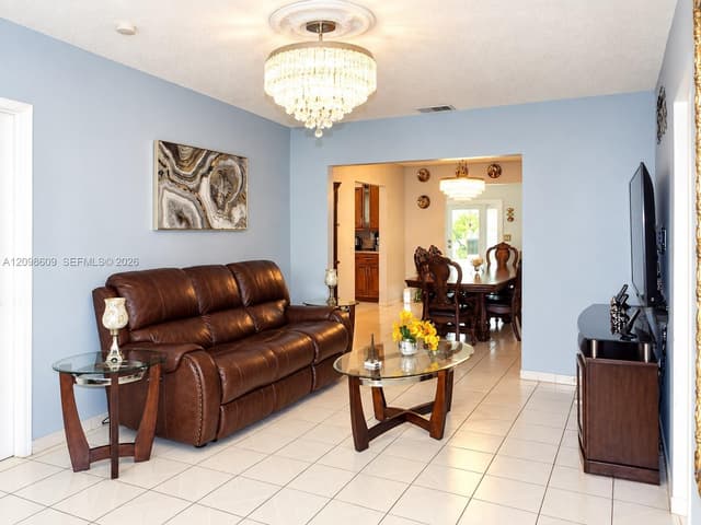 285 NW 48th Pl, Miami FL 33126 - Miami, FL - Photo 2