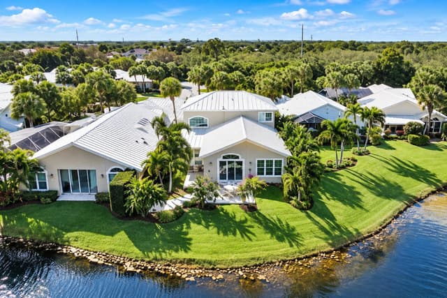 17080 Crossgate Drive, Jupiter FL 33477 - Jupiter, FL - Photo 2