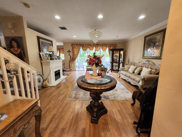 180 KENSINGTON Way, Royal Palm Beach FL 33414 - Royal Palm Beach, FL - Photo 5