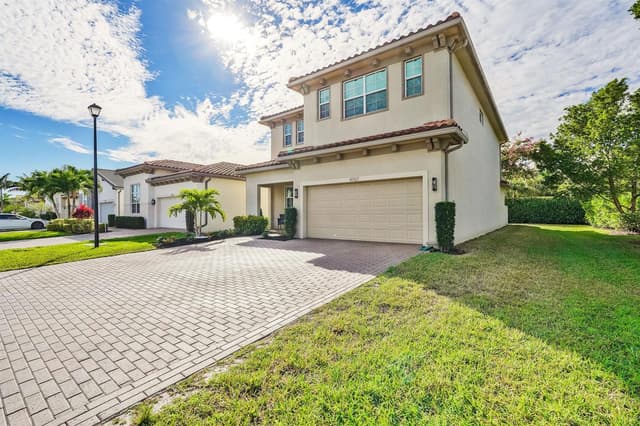 4767 Marston Lane, Lake Worth FL 33467 - Lake Worth, FL - Photo 3