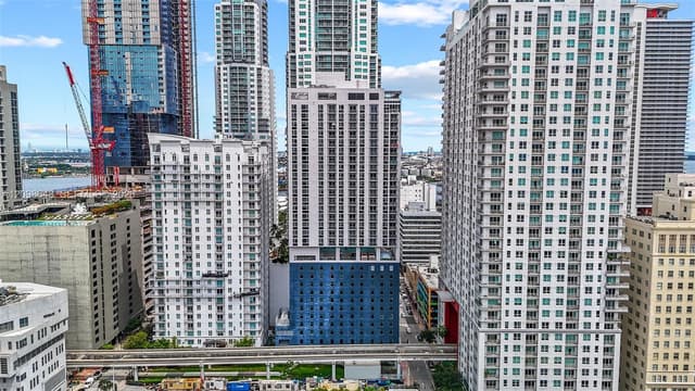227 NE 2nd St # 3106, Miami FL 33132 - Miami, FL - Photo 2
