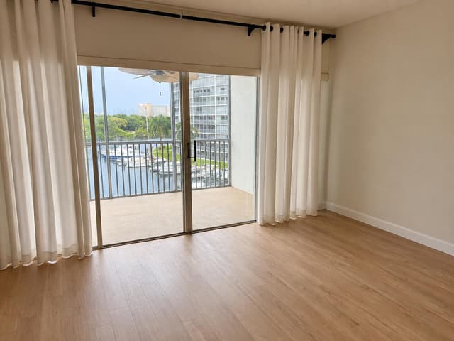 1427 E Hillsboro Boulevard Apt 528, Deerfield Beach FL 33441 - Deerfield Beach, FL - Photo 5