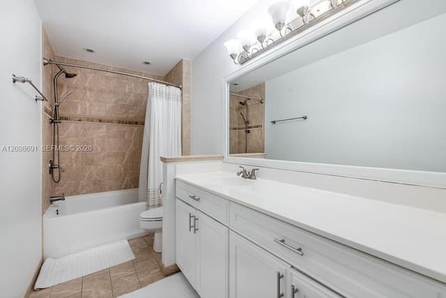 6256 Lansdowne Cir, Boynton Beach FL 33472 - Boynton Beach, FL - Photo 4