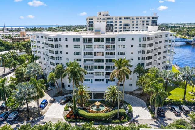 1000 Lowry Street, Delray Beach FL 33483 - Delray Beach, FL - Photo 2