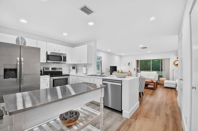 9854 KAMENA Circle, Boynton Beach FL 33436 - Boynton Beach, FL - Photo 4