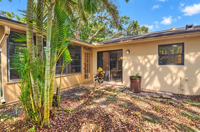 772 NW 25th Avenue, Delray Beach FL 33445 - Delray Beach, FL - Photo 7