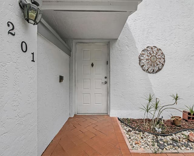 7857 Whispering Palms Drive # 201, Boynton Beach FL 33437 - Boynton Beach, FL - Photo 3
