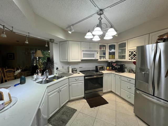 100 SCOTIA Drive # 203, Hypoluxo FL 33462 - Hypoluxo, FL - Photo 5