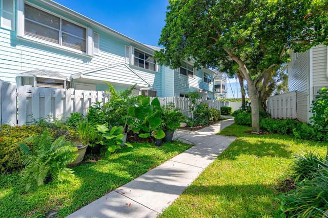 2803 NE 15TH Street # 2803, Pompano Beach FL 33062 - Pompano Beach, FL - Photo 4