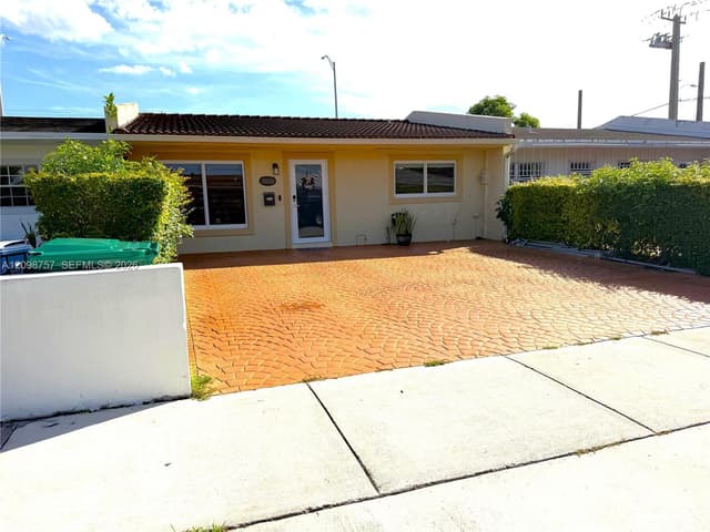 10110 SW 23rd Ter, Miami FL 33165 - Miami, FL - Photo 4