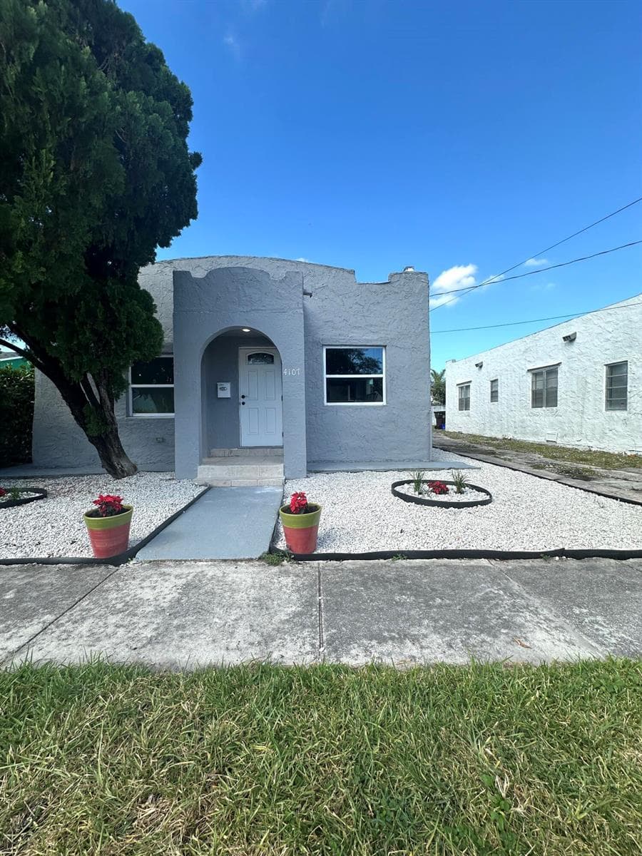 4107 Virginia Terrace, West Palm Beach FL 33405 - West Palm Beach, FL - Photo 1