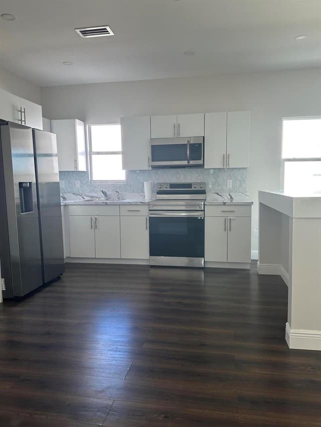 4107 Virginia Terrace, West Palm Beach FL 33405 - West Palm Beach, FL - Photo 5