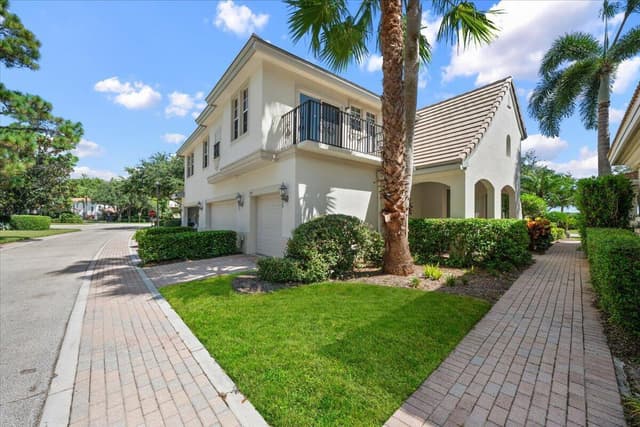 209 Evergrene Parkway, Palm Beach Gardens FL 33410 - Palm Beach Gardens, FL - Photo 2