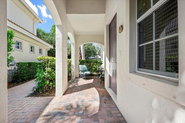 209 Evergrene Parkway, Palm Beach Gardens FL 33410 - Palm Beach Gardens, FL - Photo 4