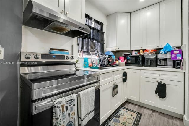 2308 NW 13th Ct, Fort Lauderdale FL 33311 - Fort Lauderdale, FL - Photo 6