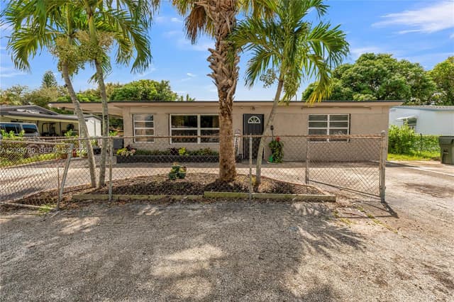 2308 NW 13th Ct, Fort Lauderdale FL 33311 - Fort Lauderdale, FL - Photo 5