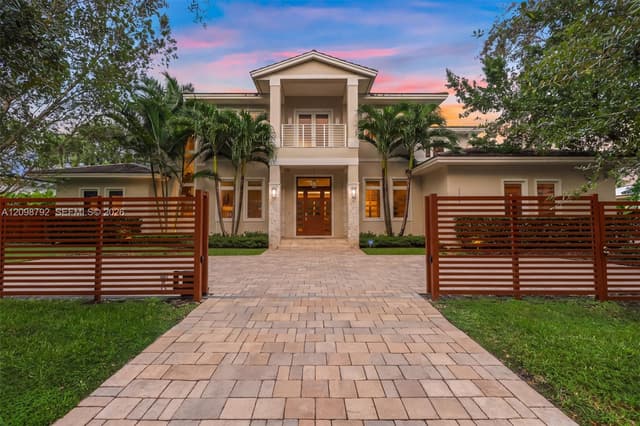 11701 SW 69 Ct, Pinecrest FL 33156 - Pinecrest, FL - Photo 2