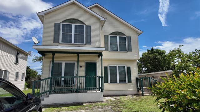 1738 SW 44th Ter, Fort Lauderdale FL 33317 - Fort Lauderdale, FL - Photo 3