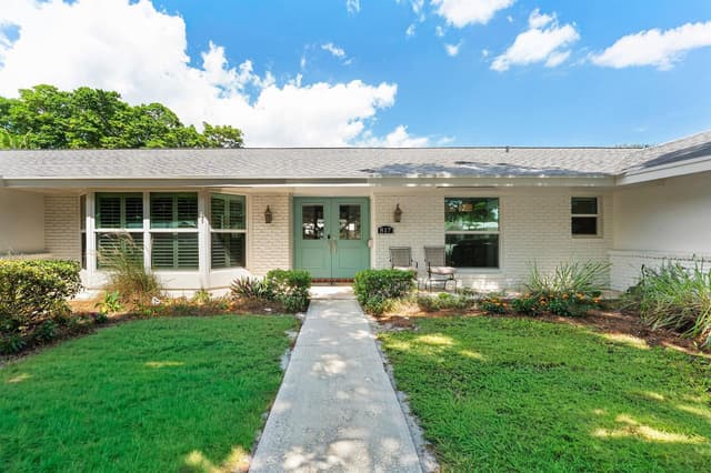817 Anchorage Drive, North Palm Beach FL 33408 - North Palm Beach, FL - Photo 2