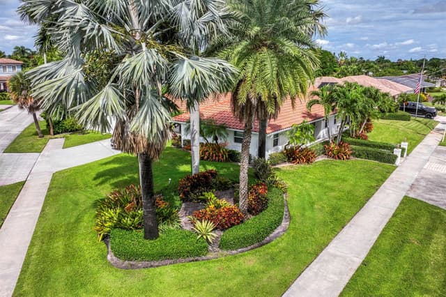 1123 SE 14th Avenue, Deerfield Beach FL 33441 - Deerfield Beach, FL - Photo 4