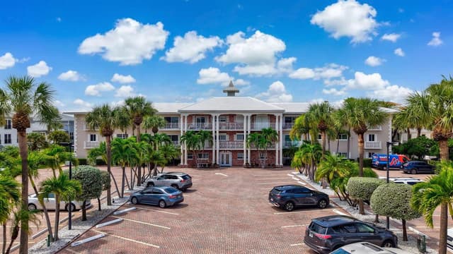 1198 Hillsboro Mile # 210, Hillsboro Beach FL 33062 - Hillsboro Beach, FL - Photo 2