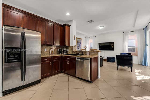 3742 NE 13th St, Homestead FL 33033 - Homestead, FL - Photo 4
