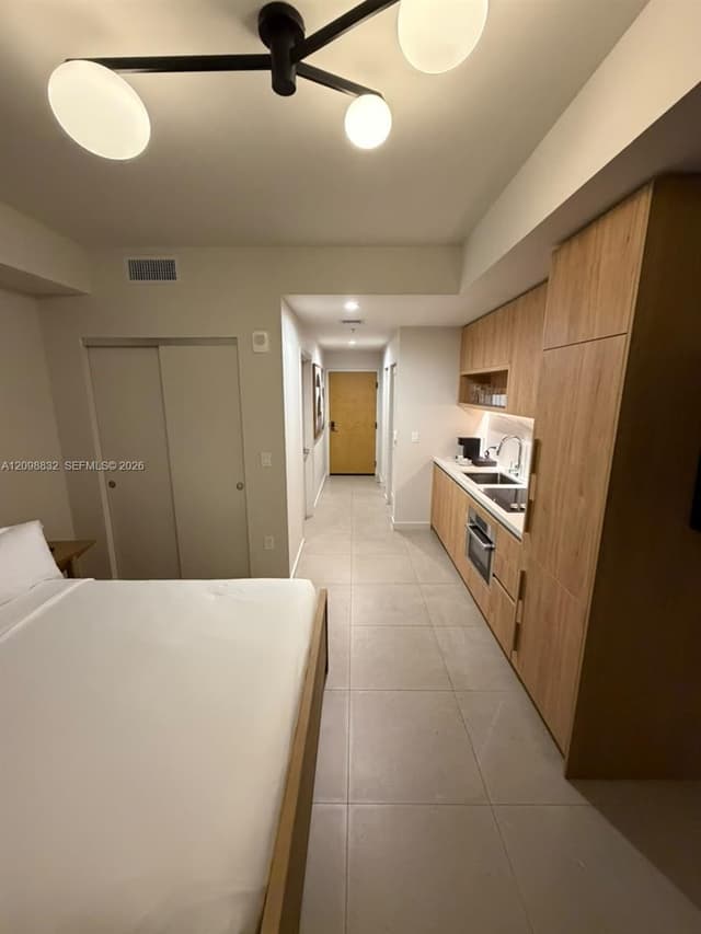 11 NE 6th St # 406, Miami FL 33132 - Miami, FL - Photo 4