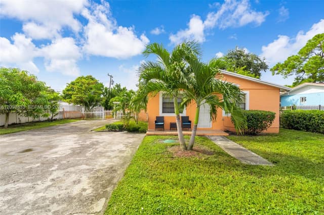 3420 NW 213th Ter, Miami Gardens FL 33056 - Miami Gardens, FL - Photo 2