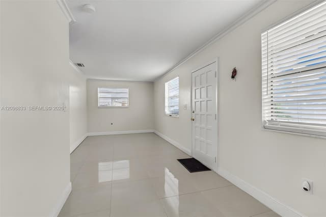 3420 NW 213th Ter, Miami Gardens FL 33056 - Miami Gardens, FL - Photo 3