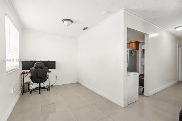 3420 NW 213th Ter, Miami Gardens FL 33056 - Miami Gardens, FL - Photo 5