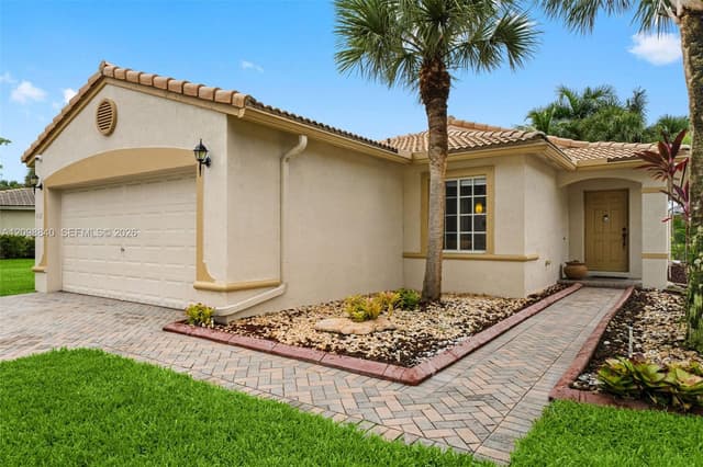 4317 SW 134th Ave, Miramar FL 33027 - Miramar, FL - Photo 2