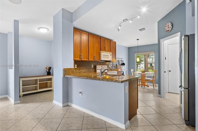 4317 SW 134th Ave, Miramar FL 33027 - Miramar, FL - Photo 6