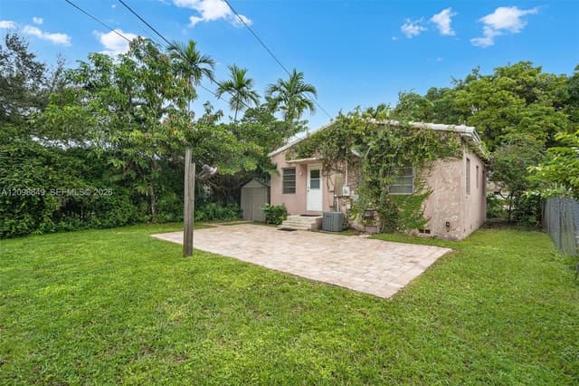 250 Laurel Way, Miami Springs FL 33166 - Miami Springs, FL - Photo 7