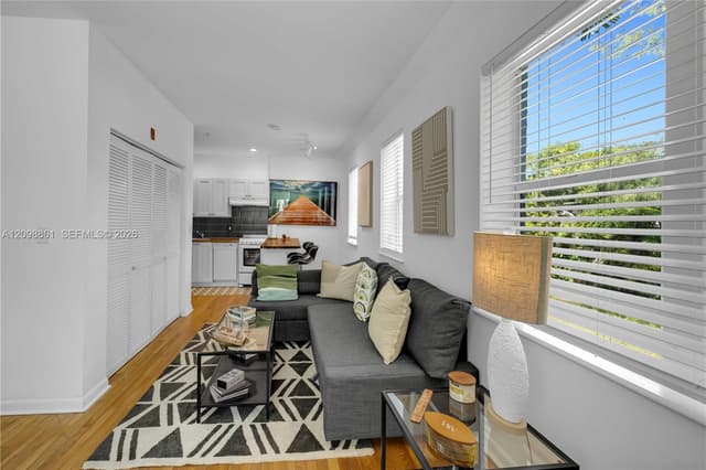 1521 Lenox Ave # 209, Miami Beach FL 33139 - Miami Beach, FL - Photo 5