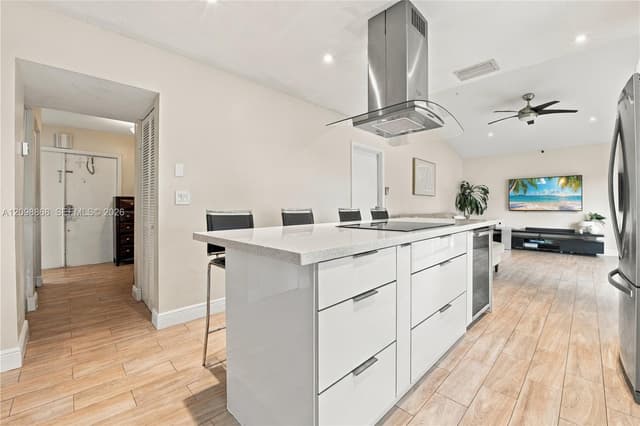 9600 Encino St, Miramar FL 33025 - Miramar, FL - Photo 6
