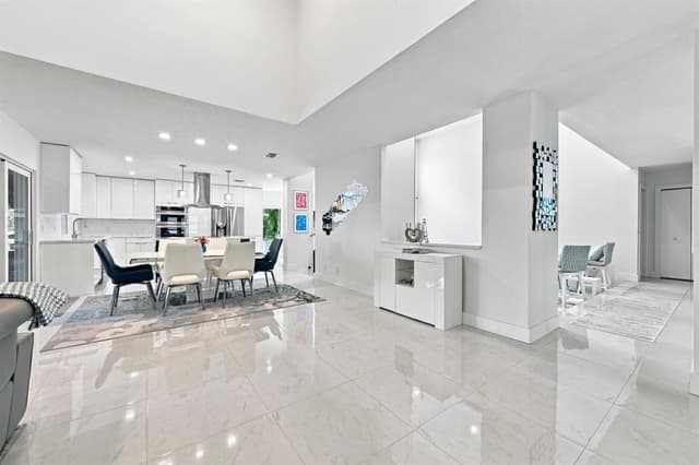 6451 Eastpointe Pines Street, Palm Beach Gardens FL 33418 - Palm Beach Gardens, FL - Photo 5