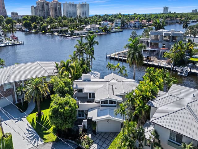 2880 NE 24TH Place, Fort Lauderdale FL 33305 - Fort Lauderdale, FL - Photo 6