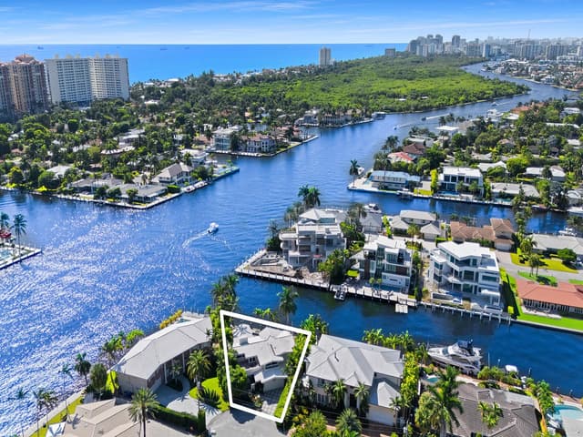 2880 NE 24TH Place, Fort Lauderdale FL 33305 - Fort Lauderdale, FL - Photo 3