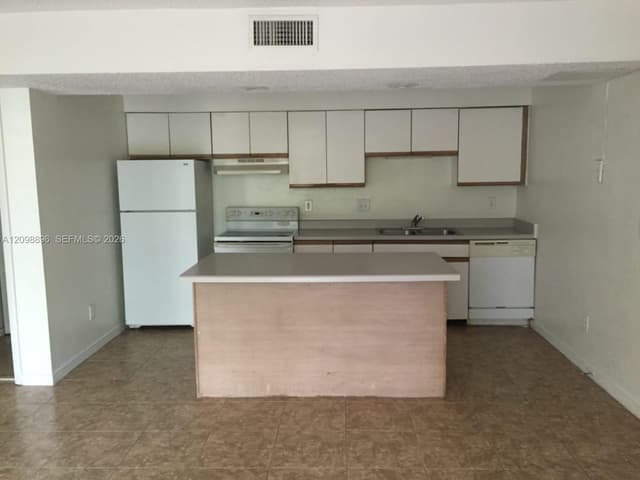 4055 W Mcnab Rd # H112, Pompano Beach FL 33069 - Pompano Beach, FL - Photo 7