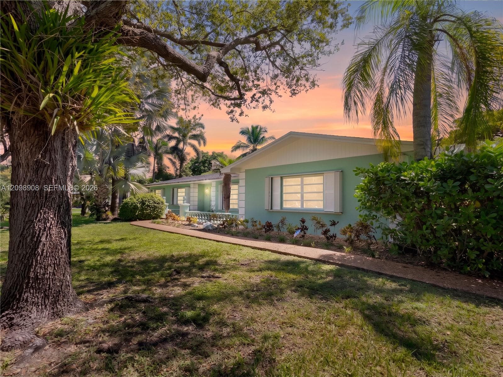 10100 SW 133rd St, Miami FL 33176 - Miami, FL - Photo 1