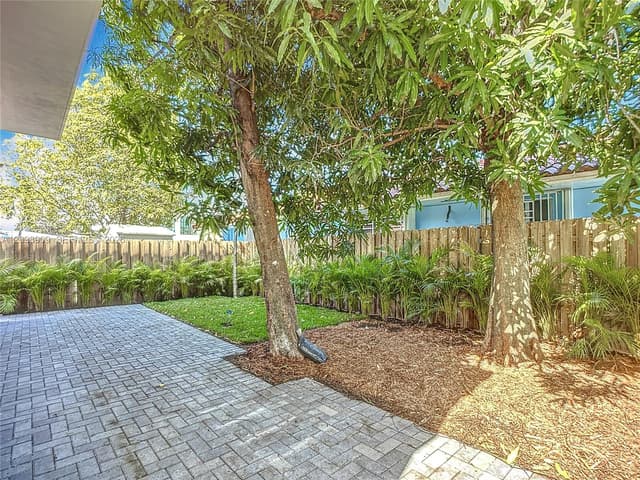 3069 SW 27th Ter, Miami FL 33133 - Miami, FL - Photo 7