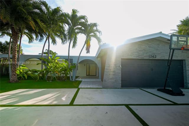 1242 NE 81st Ter, Miami FL 33138 - Miami, FL - Photo 2