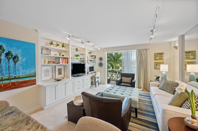 139 Sunrise Avenue # 205, Palm Beach FL 33480 - Palm Beach, FL - Photo 5