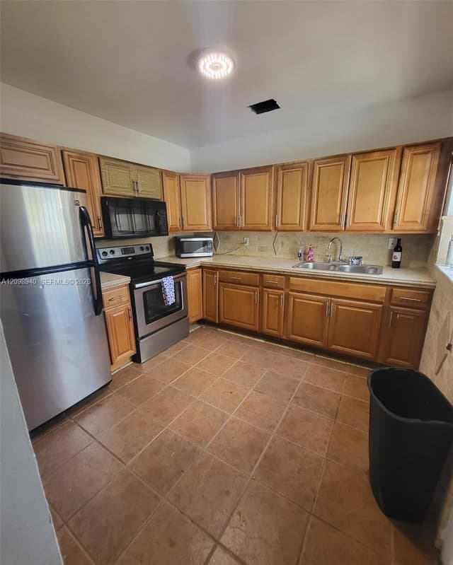6700 SW 30th St, Miami FL 33155 - Miami, FL - Photo 5